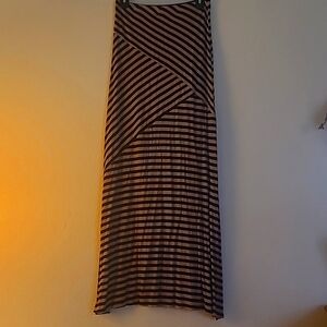 Charlotte Russe, L, Black and Tan Maxi skirt.